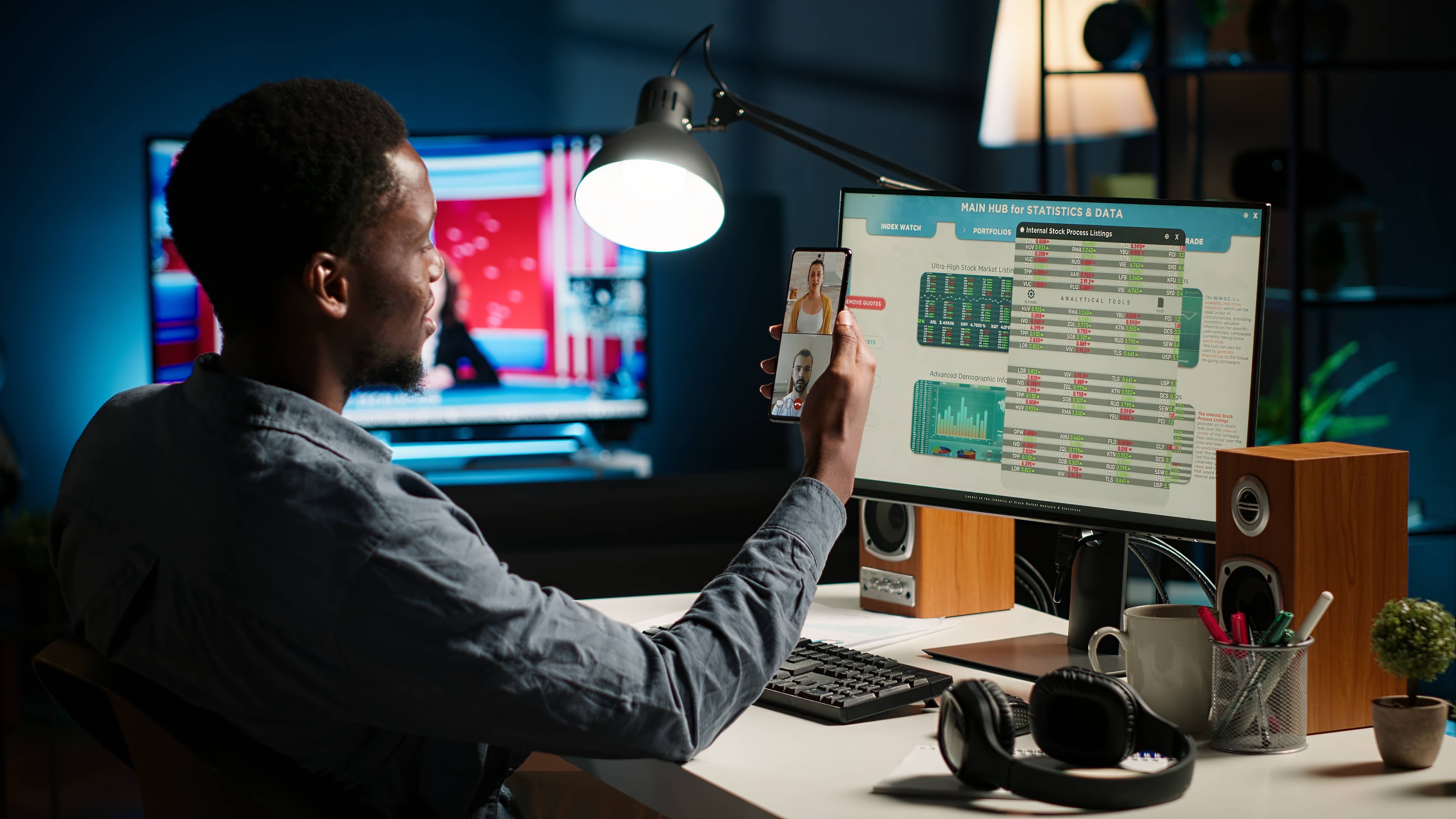 Cross-Border Wealth Management: Using Data-Driven Investment in Multi-Currency Portfolios